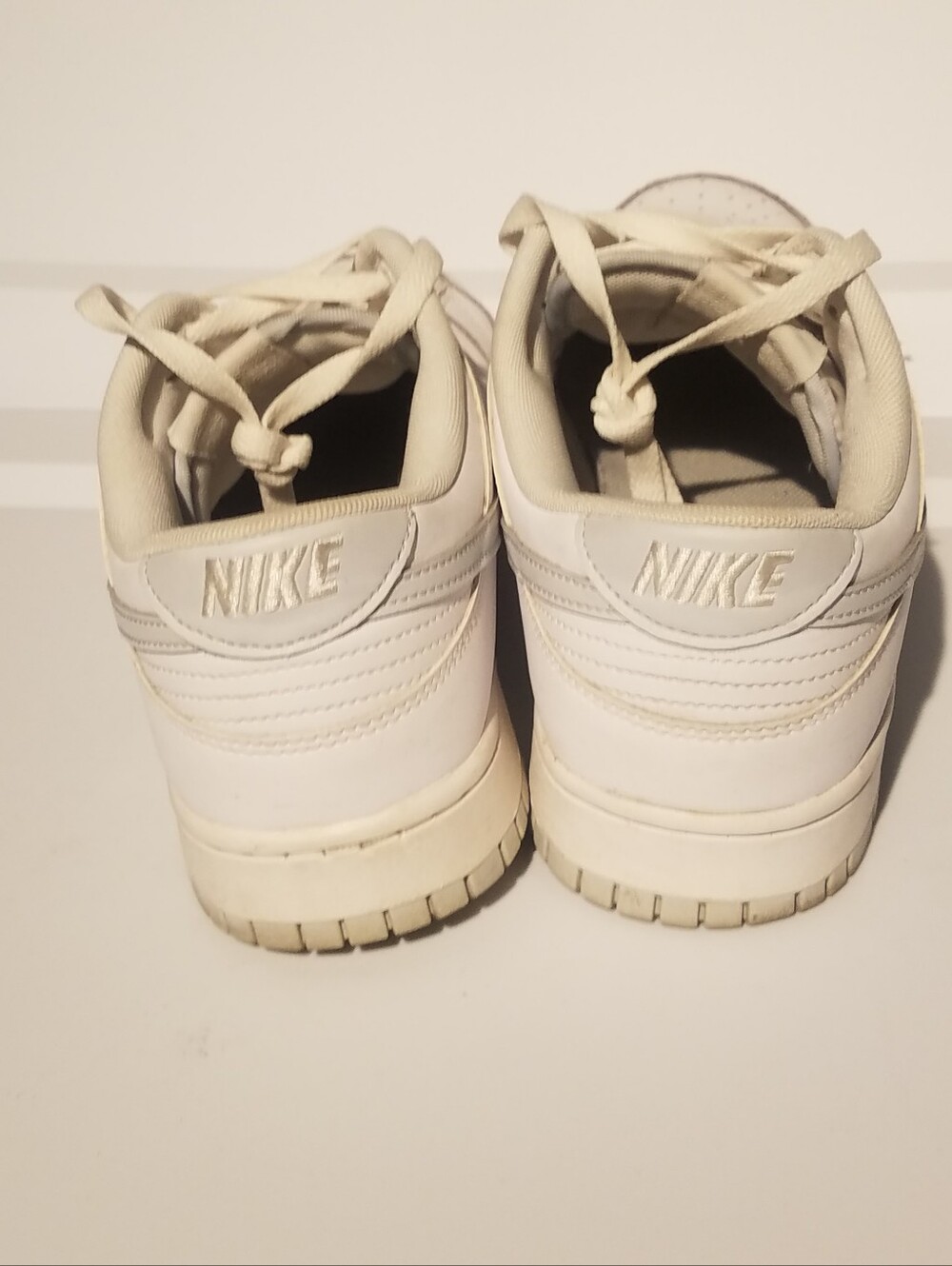 Men Nike Dunk SB White Gray Low Shoes Sneakers Size 12 - Picture 4 of 8